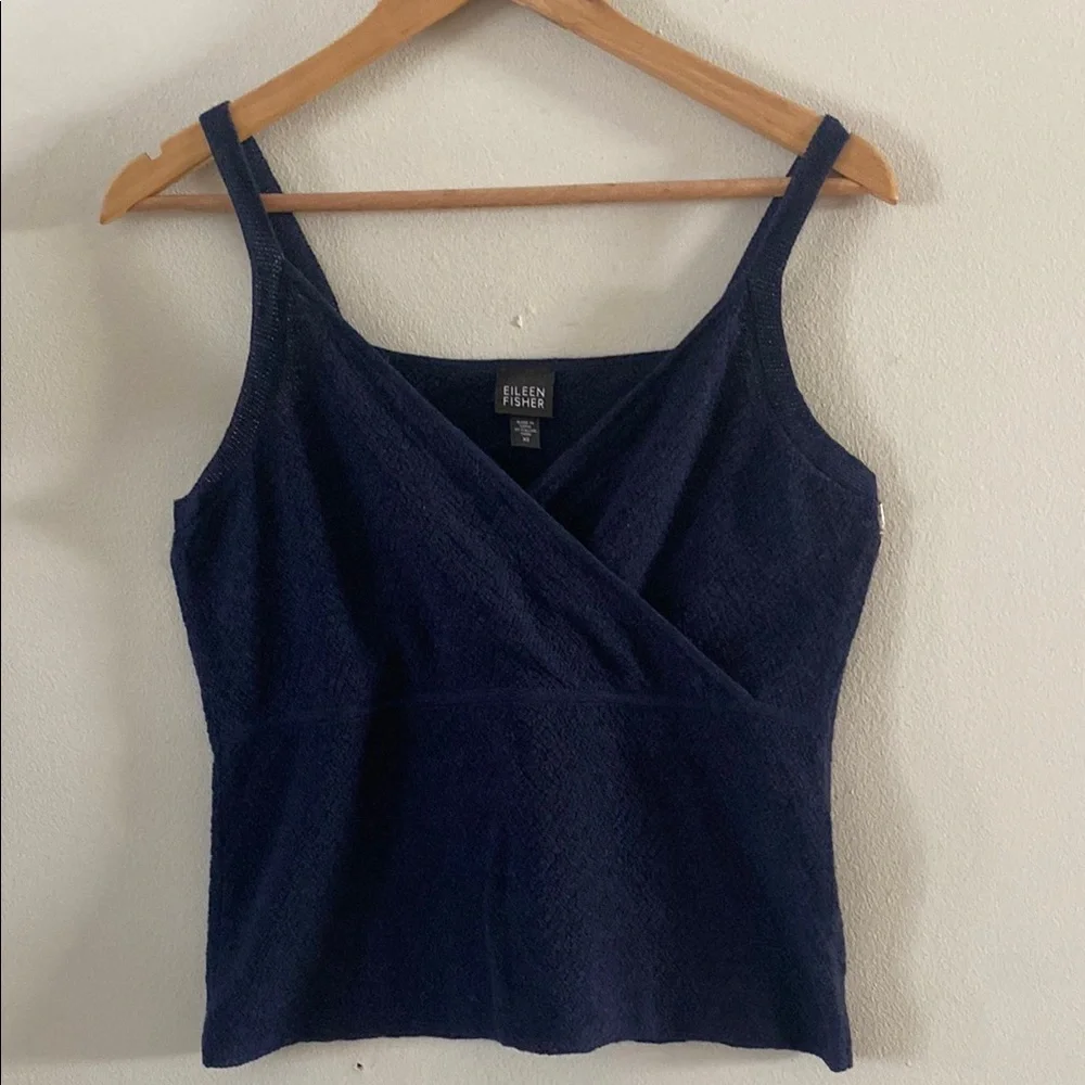 Eileen Fisher Women's Navy Top 100% wool - Picture 1 of 9